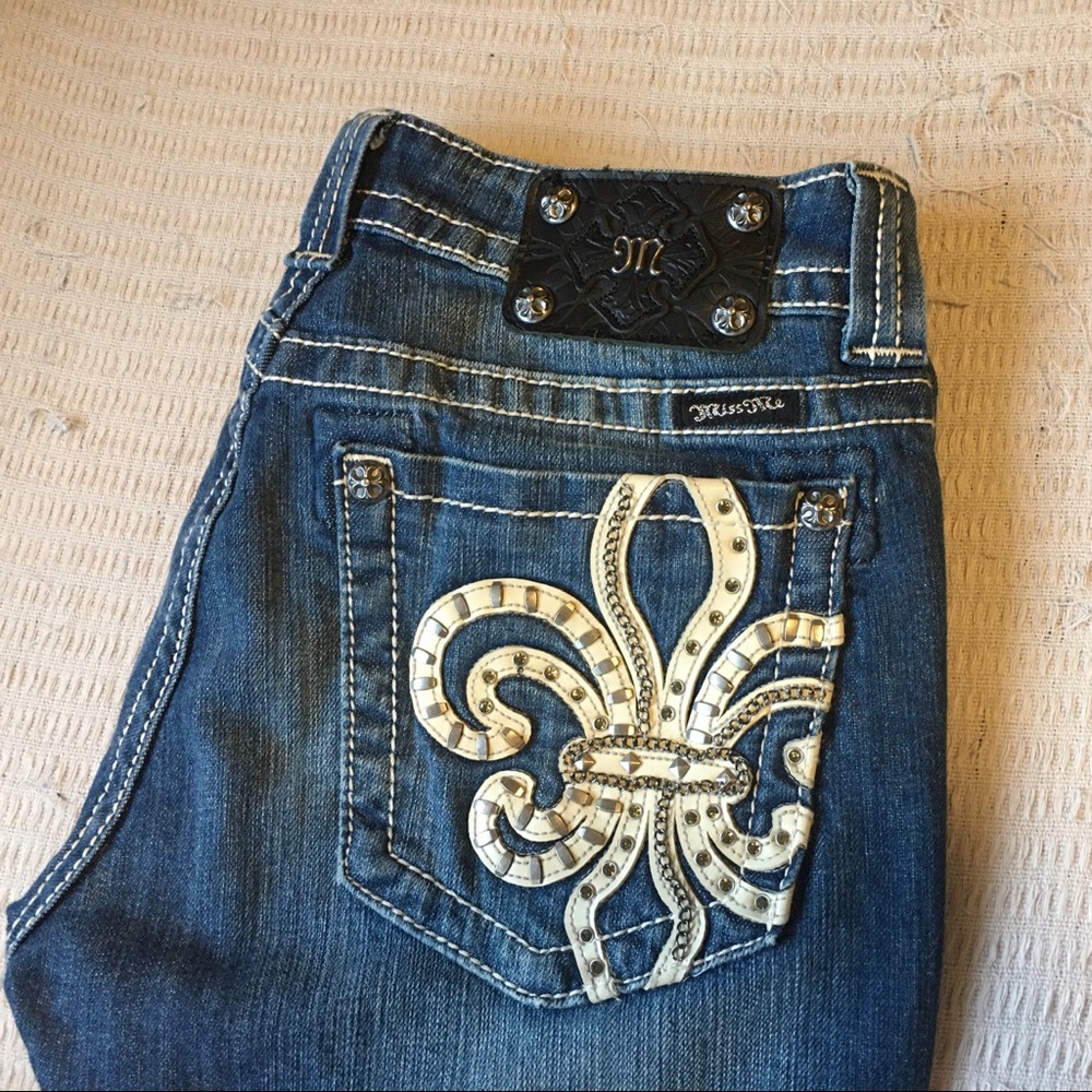 Miss Me Capri jeans
